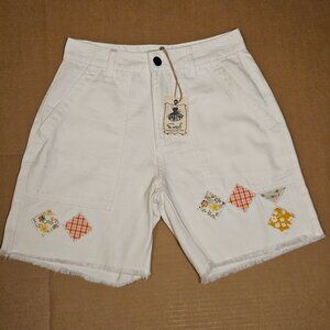Easel White High Waist  Shorts. Size Small. W 26" Inseam 11"